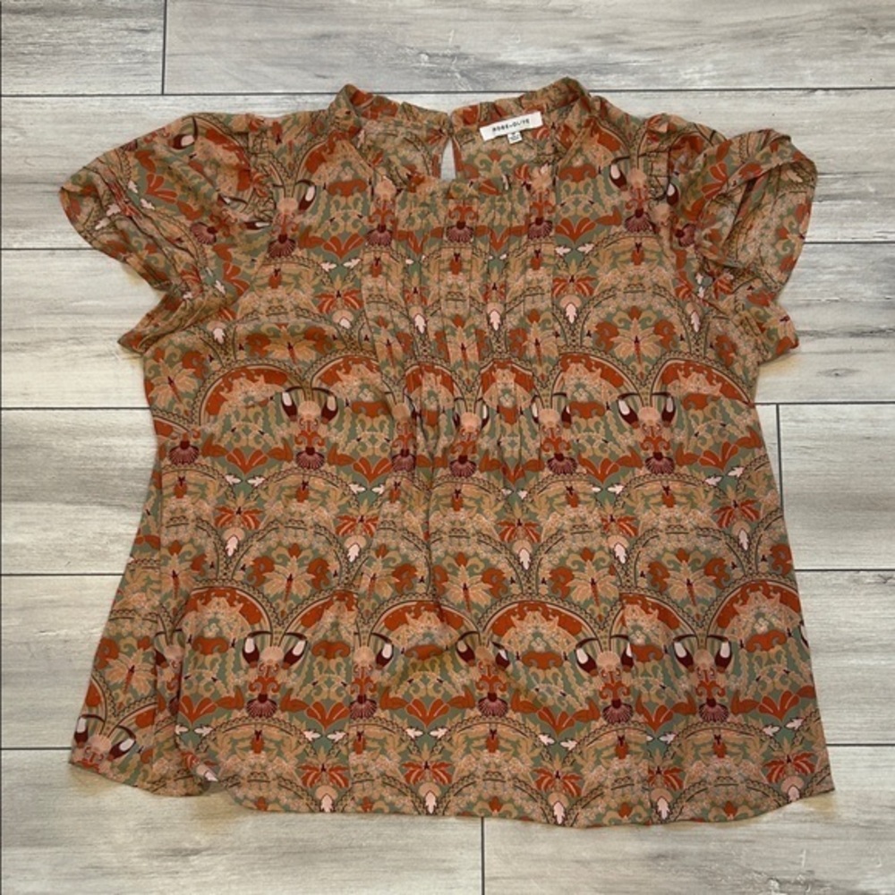 Rose + Olive sheer printed blouse size 1X